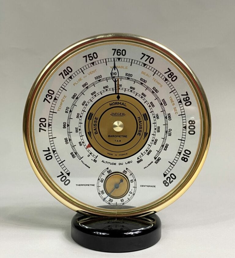 JAEGER-LECOULTRE - Pendulette de bureau formant baromètre de forme disque en ve…