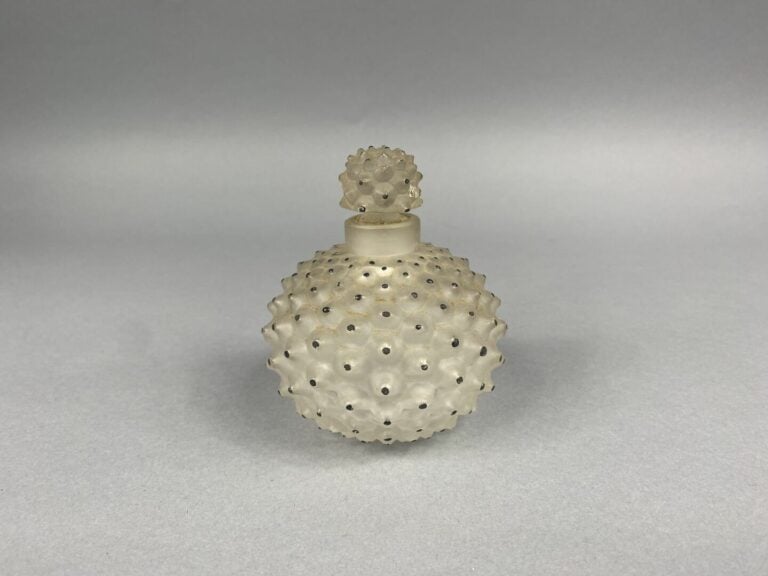 LALIQUE France - Flacon à parfum modèle Cactus en verre moulé pressé satiné éma…
