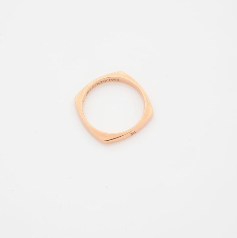 MAUBOUSSIN - Bague en or rose (750) à bord arrondi - Signée - Poids : 3.5 g - T…