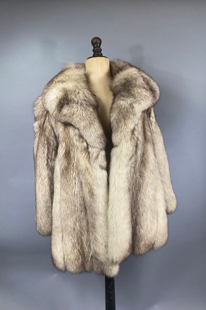 SPRUNG Frères - Veste en vison marron - Bon état - On joint : SAUZAIE "B" Veste…