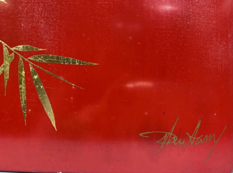 Vietnam, XXe siècle - Panneau de bois laqué rouge à décor d'une bambouseraie do…