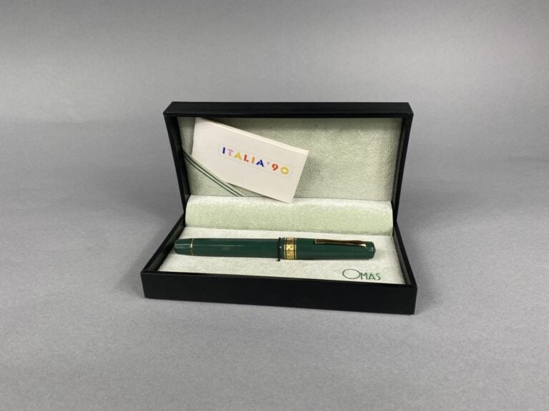 WATERMAN - Stylo plume, le corps en résine imitation écaille, plume or (750) -…