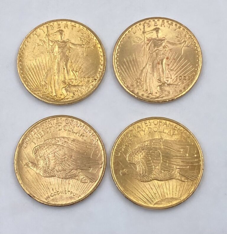 Ensemble de 4 pièces en or 900 ‰ de 20 Dollars comprenant : - - 2 pièces de 20…
