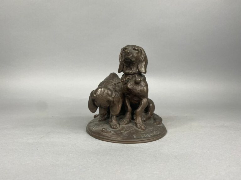 D'après Emmanuel FRÉMIET (1824-1910) - Deux chiens bassets - Epreuve en bronze…