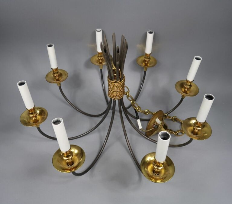 Lustre à huit bras de lumière en alliage laiton doré - H : 44 cm