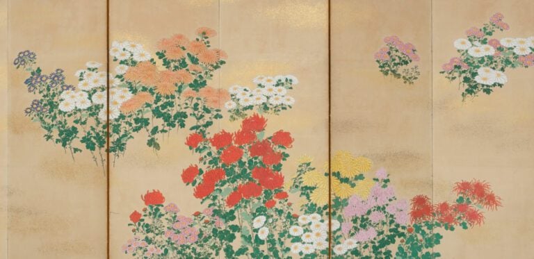 Grand paravent byobu à 6 panneaux avec une peinture représentant des fleurs de…