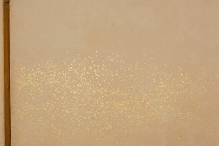 Grand paravent byobu à 6 panneaux avec une peinture représentant des fleurs de…