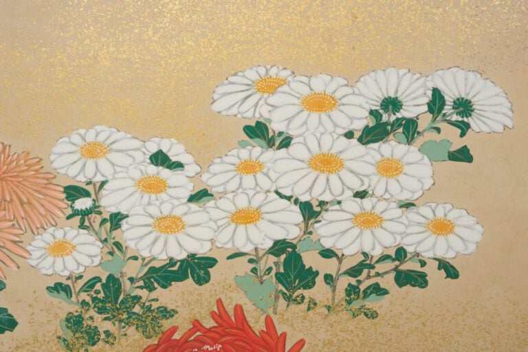 Grand paravent byobu à 6 panneaux avec une peinture représentant des fleurs de…