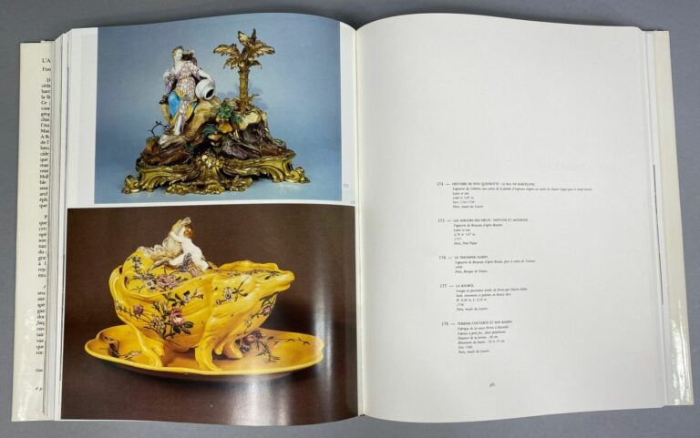 Lot de livres d'art dont - -4 volumes MAZENOD : Préhistoire, Islam, Art baroque…