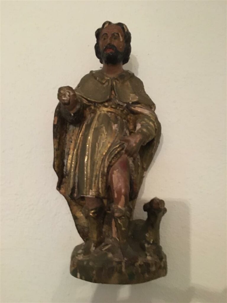 Statuette en bois doré et polychrome représentant Saint-Roch (usures et manques…