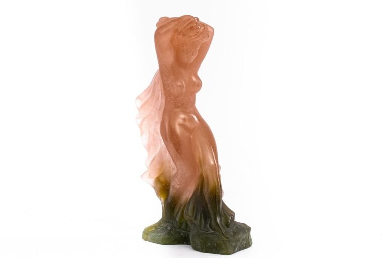 DAUM FRANCE et André DELUOL (1909-2003). - Vénus - Edition en pâte de verre à f…