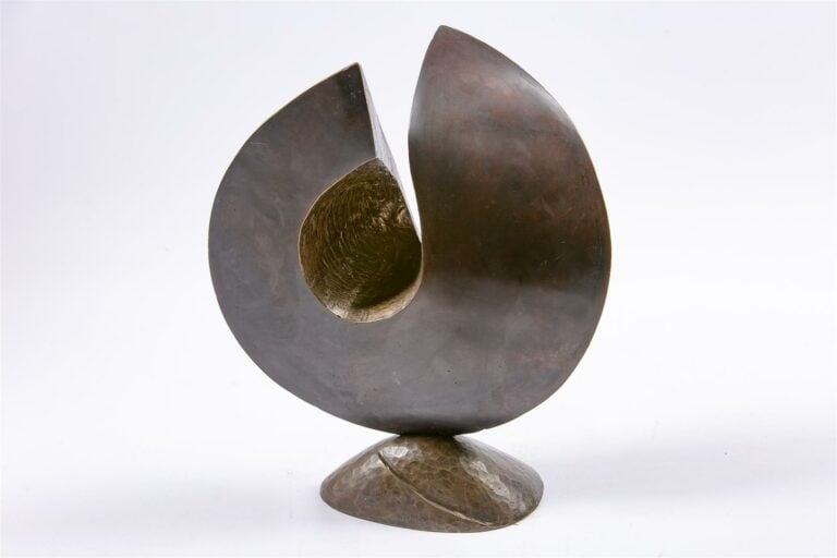 René COUTELLE (1927-2012). - Sculpture abstraite - Bronze à patine brune, signé…