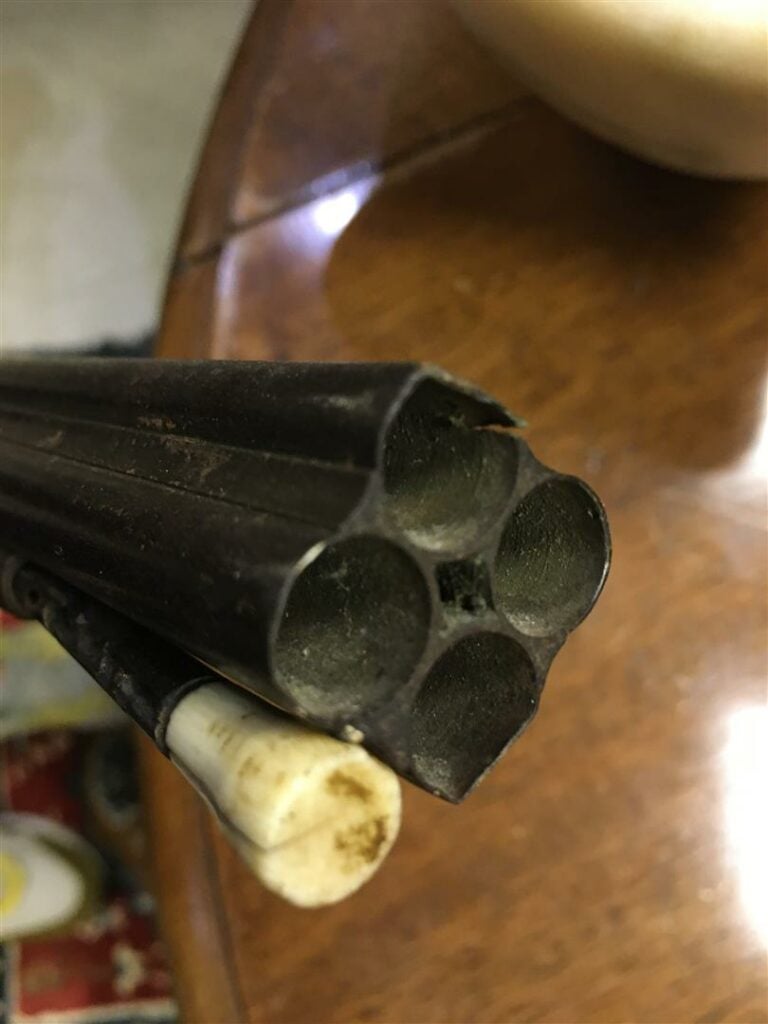 PIMOR A PARIS. - Fusil à quatre canons superposés et juxtaposés, système à perc…