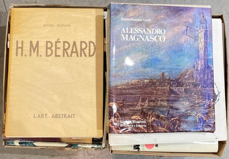 Deux mannettes de livres d'art dont Sutherland, Fernand Léger, L'art moderne da…