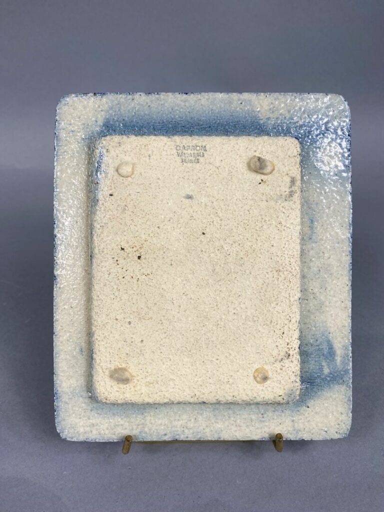 Roger CAPRON (1922-2006) et Vallauris - Vide-poche en faïence émaillée à décor…