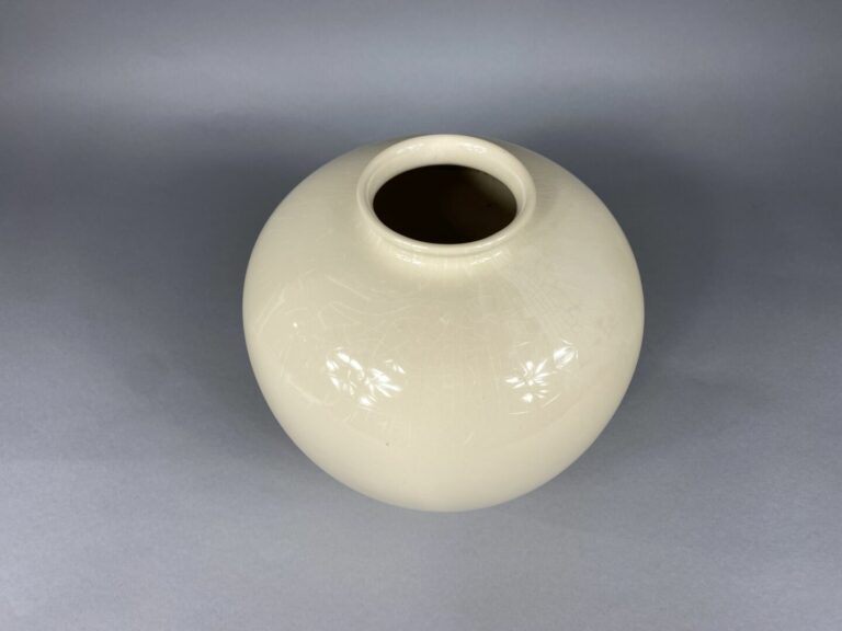 VILLEROY ET BOCH - Vase boule à col resserré en céramique émaillée craquelée be…