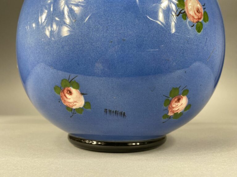 MASSIER & VALLAURIS - Vase boule à petit col en céramique émaillée à décor poly…