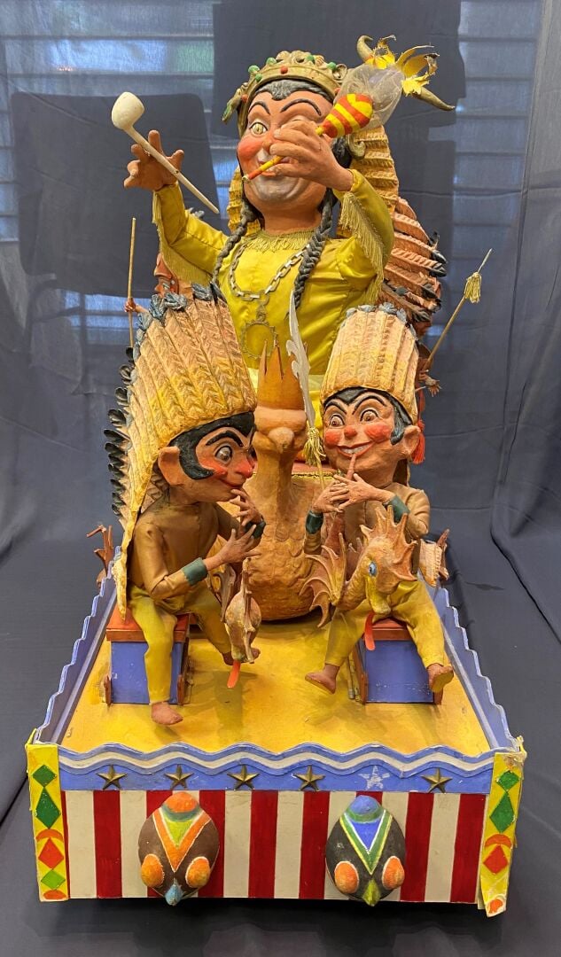 Jean-Pierre TERNENGO - Maquette de char de Carnaval en papier mâché peint polyc…