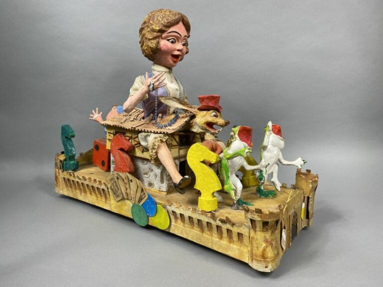 Jean-Pierre TERNENGO - Maquette de char de Carnaval en papier mâché peint polyc…