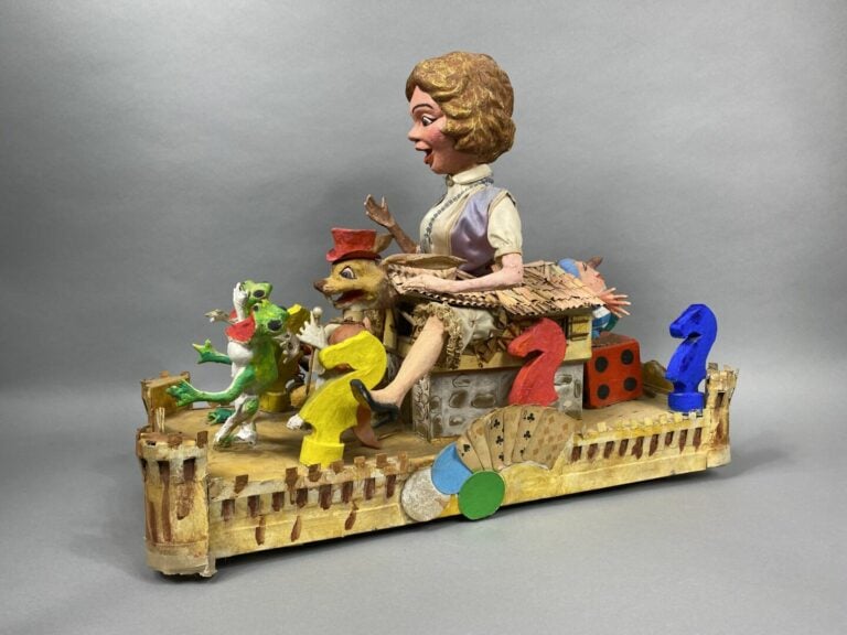 Jean-Pierre TERNENGO - Maquette de char de Carnaval en papier mâché peint polyc…