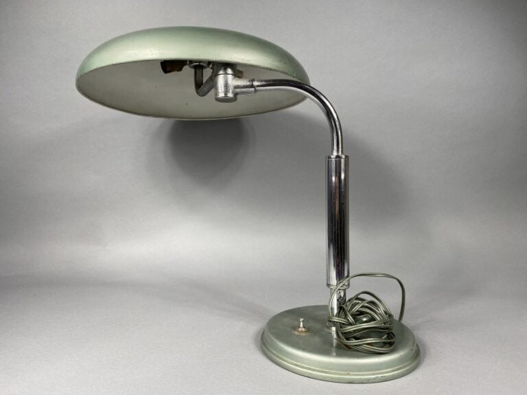 Dans le goût d'Alfred MULLER (1946) - Lampe de table articulée à un bras se dép…
