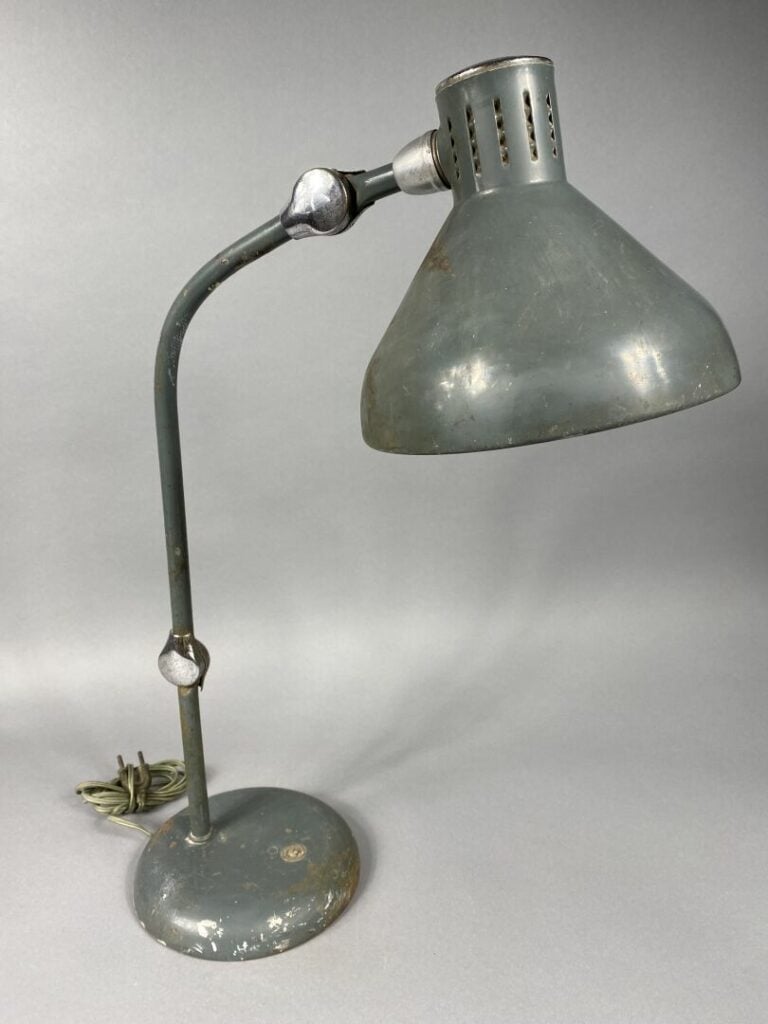 Dans le goût d'Alfred MULLER (1946) - Lampe de table articulée à un bras se dép…