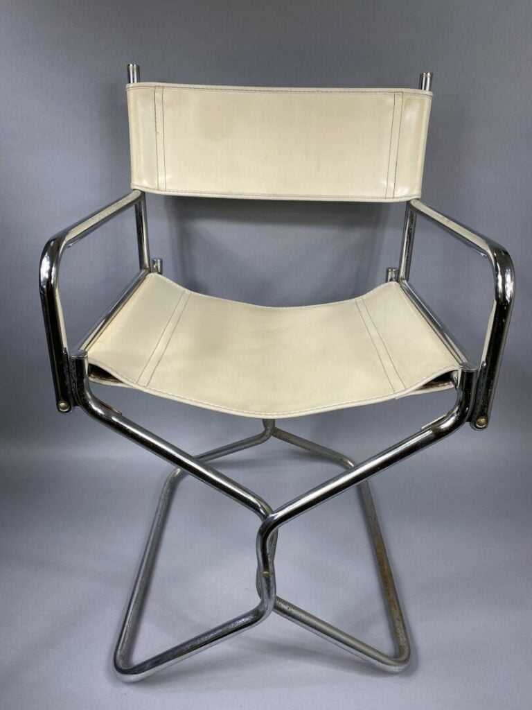 Chaise pliante en métal tubulaire chromé, dossier et assise en cuir beige - 83…