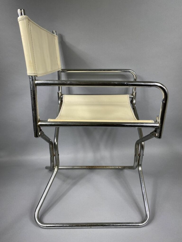 Chaise pliante en métal tubulaire chromé, dossier et assise en cuir beige - 83…