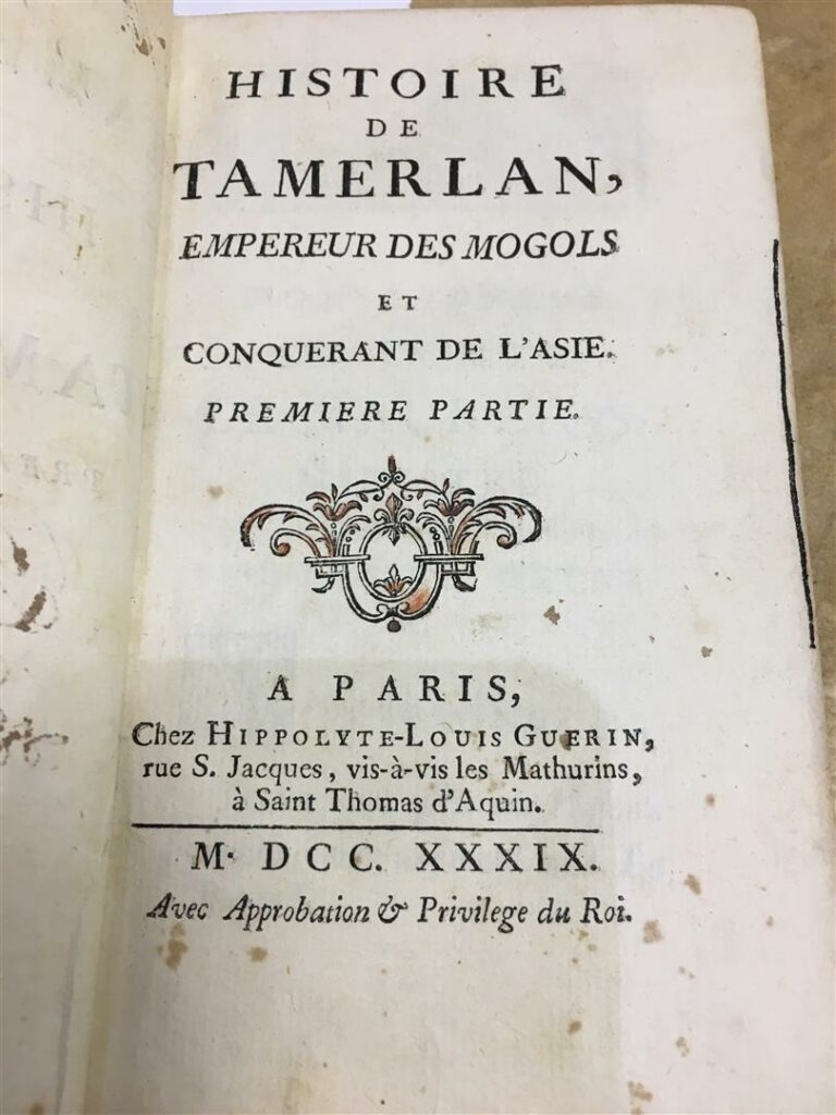 Histoire de Tamerlan, Paris, 1789, deux volumes in-8, reliures cuir (usagées).
