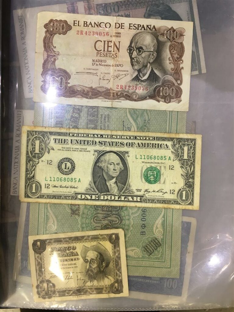Lot de billets de banque français et étrangers, époques diverses