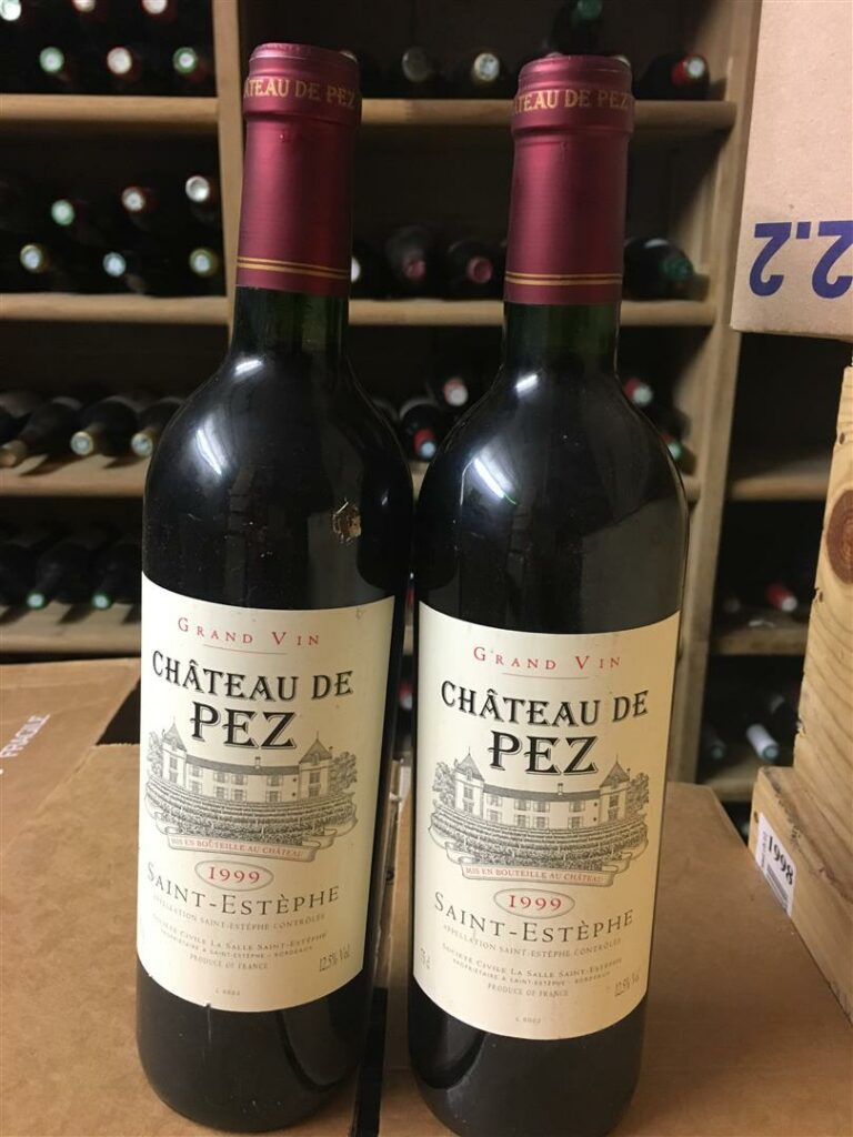 2 bouteilles, CHATEAU DE PEZ, Saint-Estèphe, 1999.