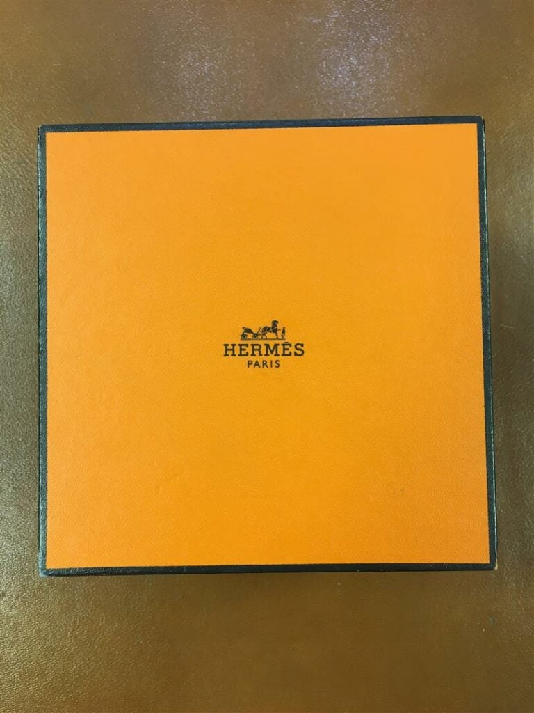 HERMES. - Montre-bracelet d'homme formant chronographe, boitier en acier signé…