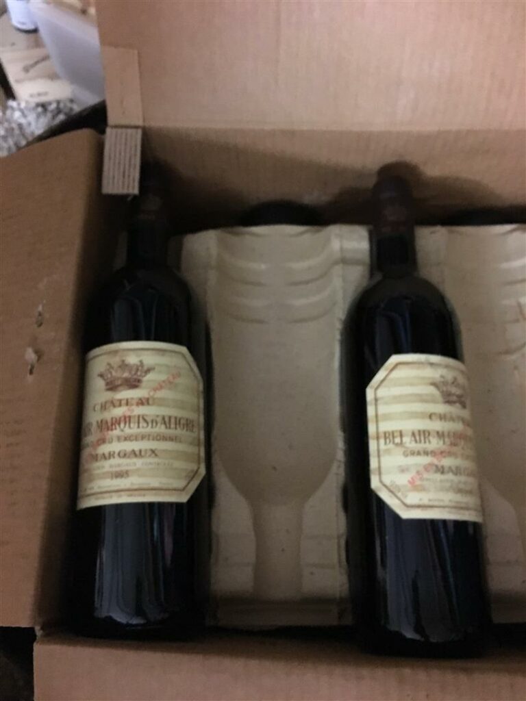3 bouteilles, CHATEAU BEL AIR-MARQUIS D'ALIGRE, Margaux, 1995 (une étiquette tâ…