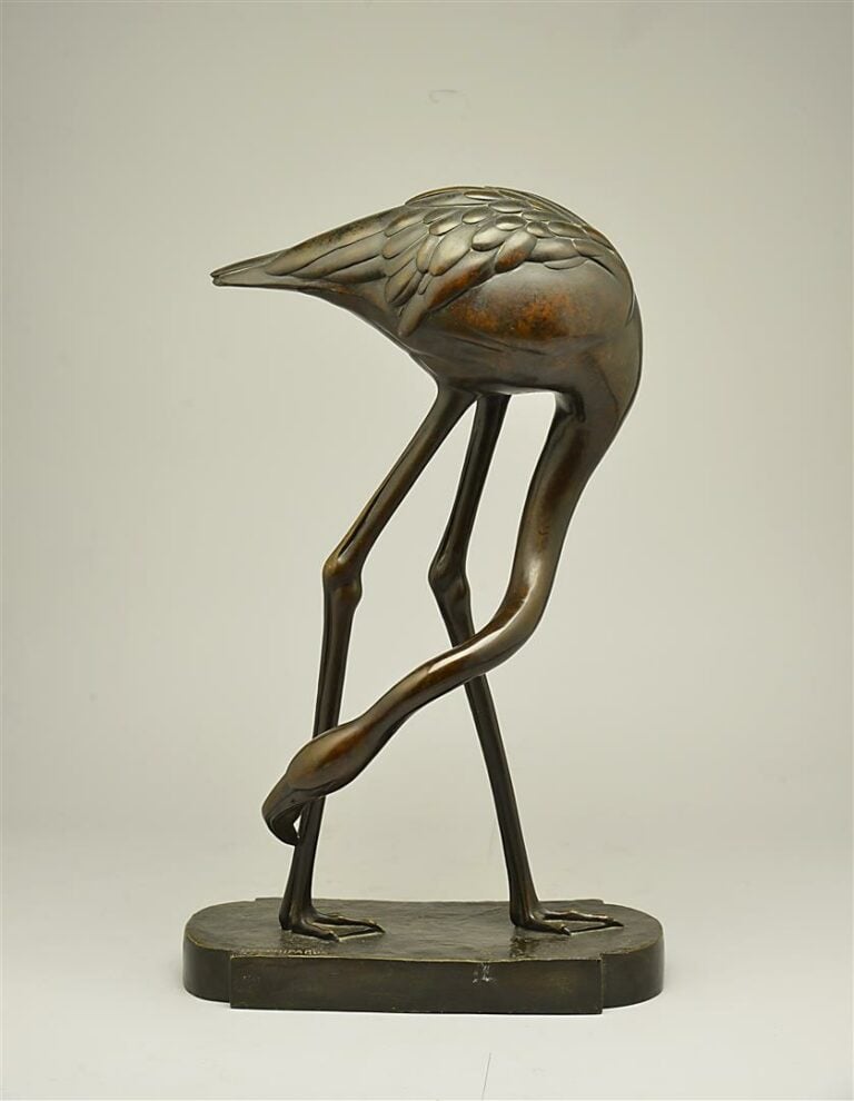 Demeter CHIPARUS (1886-1947). - Flamant la tête baissée - Bronze à patine brune…