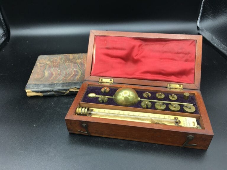 Aéromètre de Sikes (Sike's Hygrometer), avec son manuel d'instruction, complet…