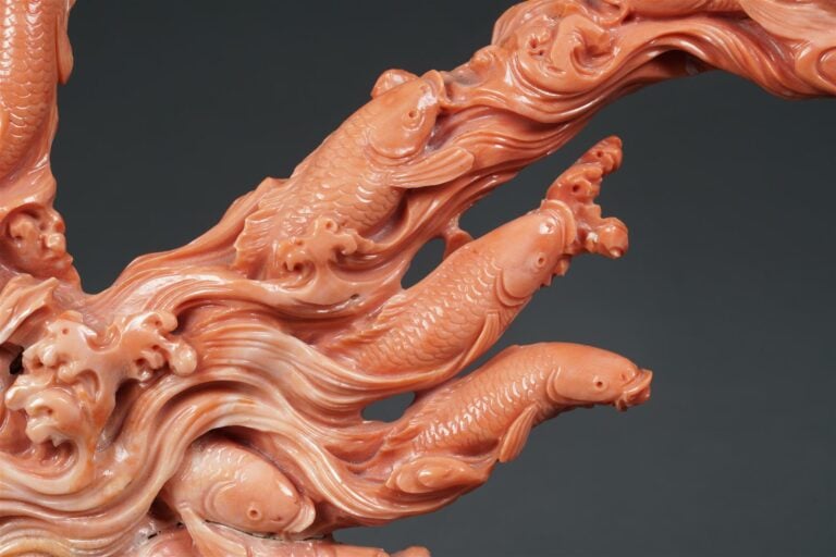 [X] IMPORTANT GROUPE EN CORAIL ROUGE - Chine, Vers 1900 - A six branches, a min…