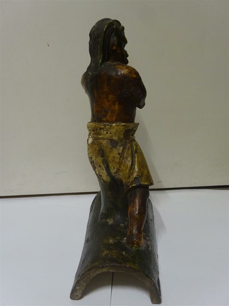 GRANDE TUILE FAÎTIERE EN GRES EMAILLE SANCAI / TROIS COULEURS - Chine, Shaanxi,…