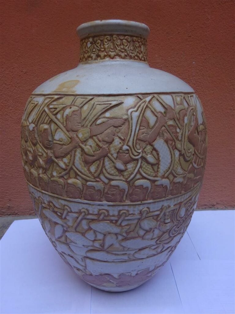 GRAND VASE OVOIDE EN GRES DE BIEN HOA ?? - Vietnam / Indochine, Epoque XXe sièc…