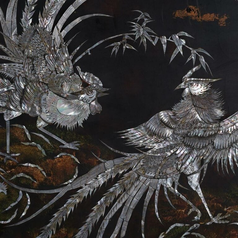 [X] QUADRIPTYQUE DE PANNEAUX LAQUES ET A DECOR INCRUSTE DE NACRE PAR HONG PHUOC…