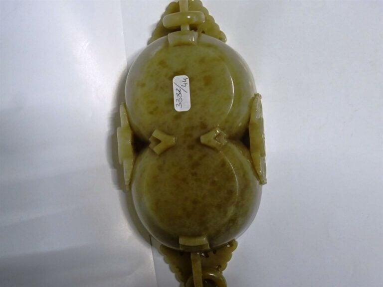 BOL DE MARIAGE EN JADE NEPHRITE - Chine, Epoque XXe siècle - Sculpté dans une p…