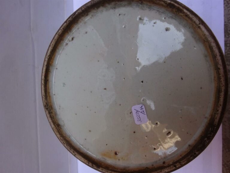JARRE A GINGEMBRE OVOIDE EN PORCELAINE BLEU BLANC - Chine, Vers 1900, De style…