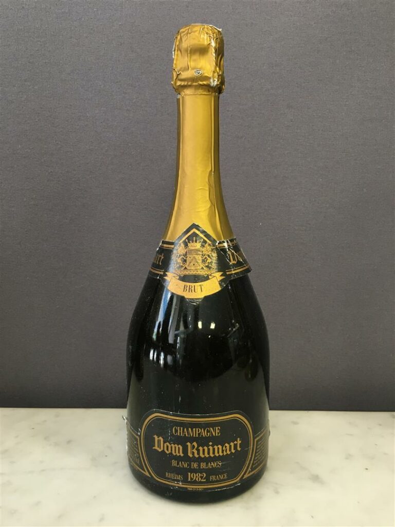 1 bouteille, DOM RUINART, Champagne brut, cuvée 1982.