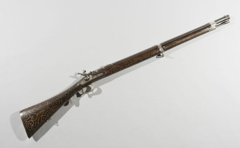 Fusil - Acier, bois, étain et argent - Probablement Europe pour l'Orient XIXeXX…