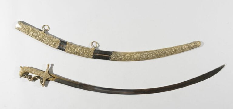 Sabre Ottoman Shamshir - Balkans ou Grèce, circa 1820 - Longueur 94 cm - - La p…