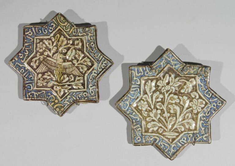 Deux étoiles Ilkhanides - Céramique à décor en lustre et cobalt (cassés-collés…
