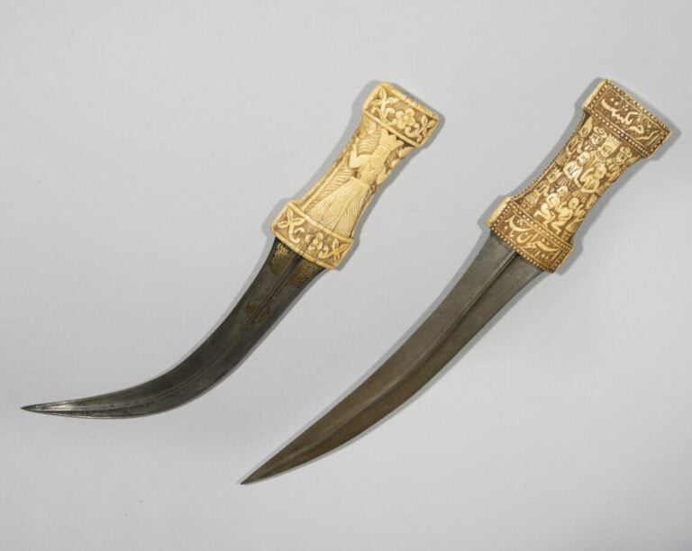 Khanjar Qadjar - Ivoire marin sculpté, acier - Iran, XIXe siècle, période Qadja…