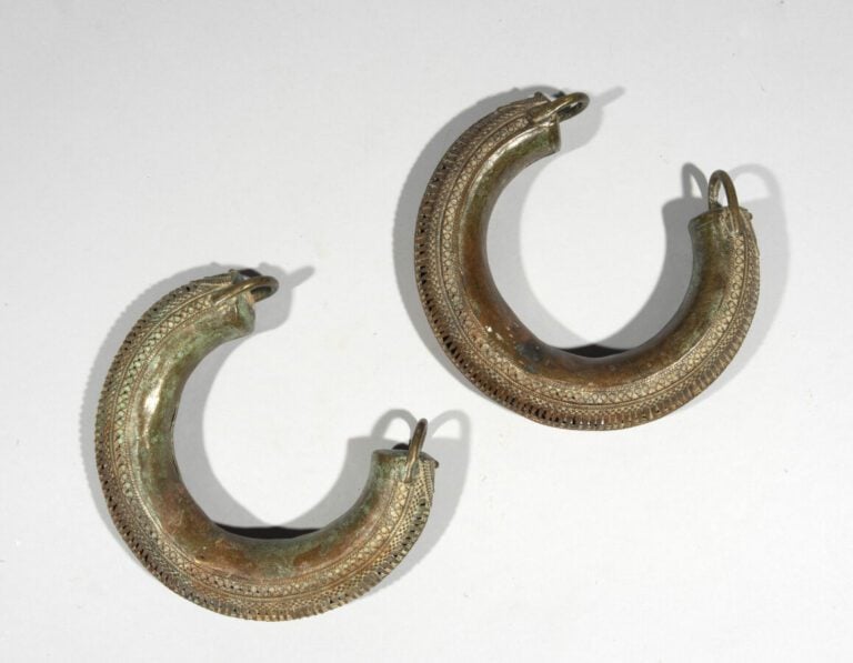 Deux chevillières à grelots - Bronze - Inde, XIXe siècle - Largeur intérieure d…