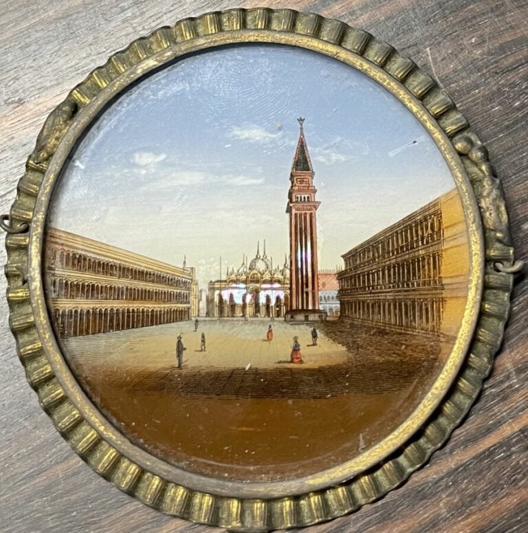 Lot de 5 miniatures diverses.