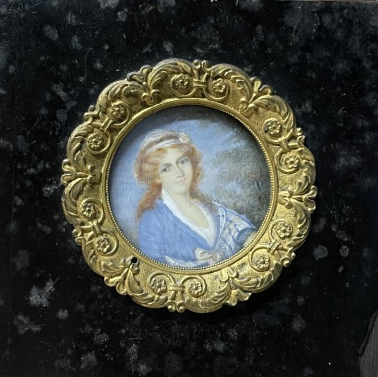 Lot de 5 miniatures diverses.