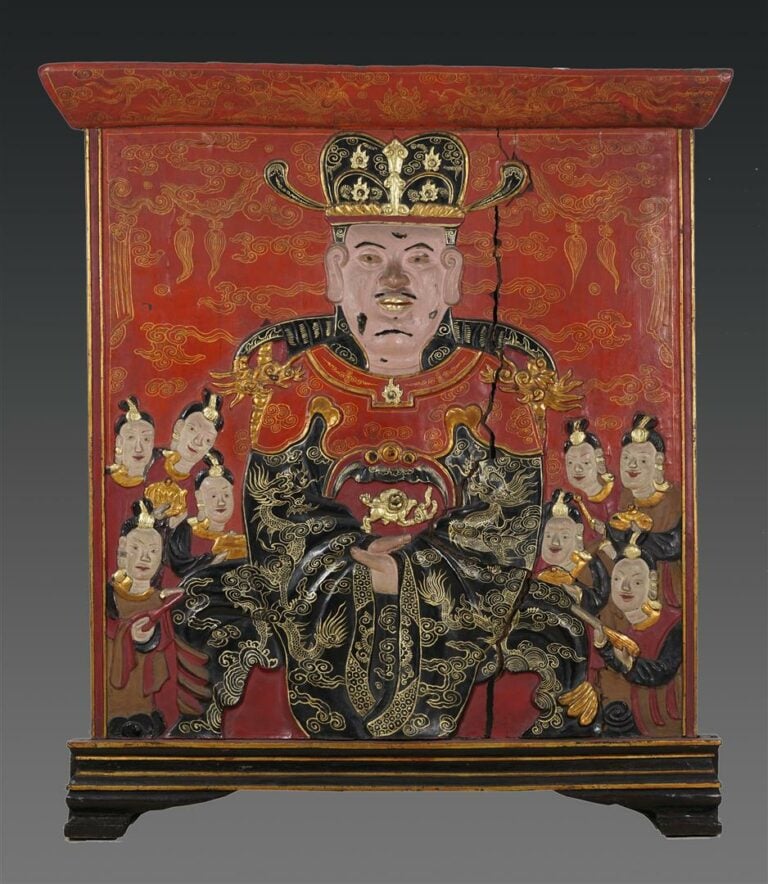 GRAND PANNEAU DE BOIS POLYCHROME - Chine ou Vietnam, XIXe ou XXe siècle - Sur u…